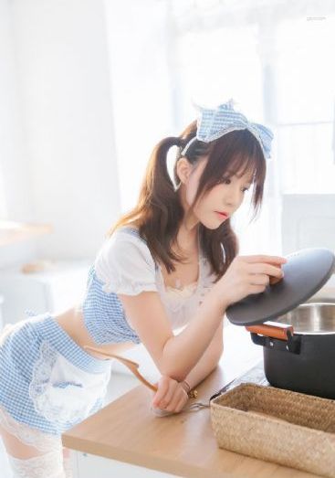 日韩精品无玛区免费专区又长又大_1080P高清视频播放