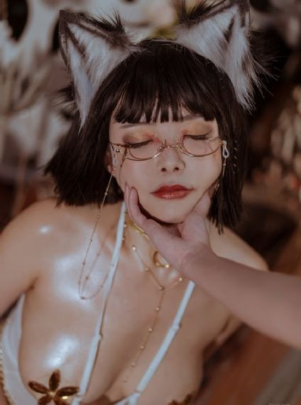 亚洲熟女精品一区二区成人_DVD超清免费观看