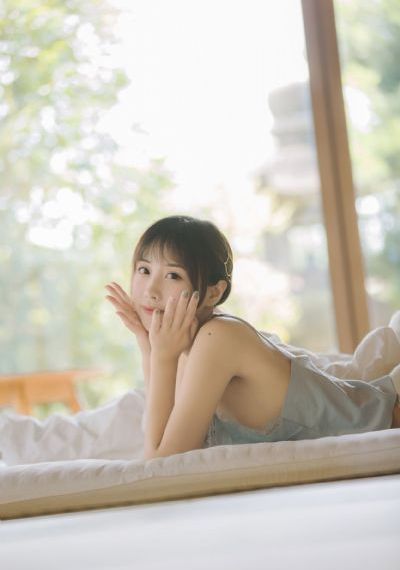 亚洲人妖女同在线播放_完整版在线观看