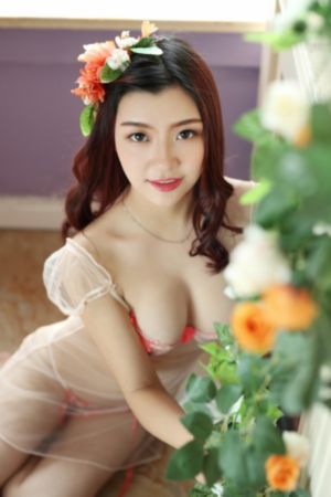 性淫裸体女兵在线观看_剧情片手机在线观看