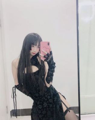 日韩成人专区_无删减在线播放