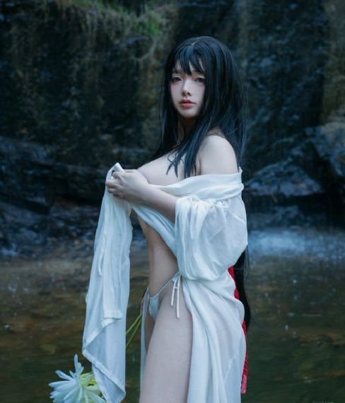 亚洲欧美中出_4K高清视频播放